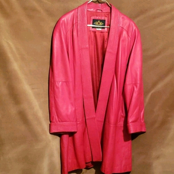 AVANTI RED LEATHER COAT SHAWL COLLAR SZ M